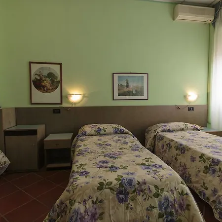 Il Telegrafo Hotell 2*